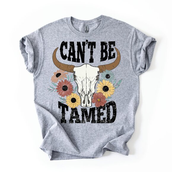 Western CAN'T BE TAMED Bull Skull Flowers Boho Cowgirl Country Concert T-shirt - Picture 1 of 3